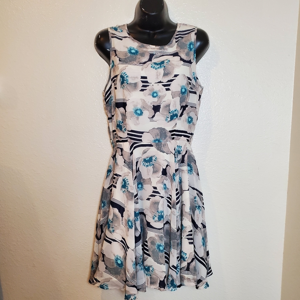 Madison Jules Dress Medium